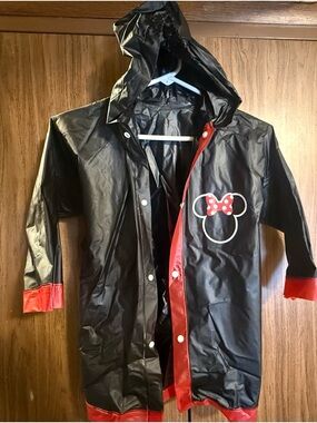 Kids Black & Red Minnie Mouse Hooded Raincoat